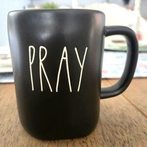 Rae Dunn PRAY mug